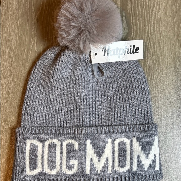 Dog Mom Knitted Beanie Hat Pom Pom for Women Soft Cozy Grey & White NEW - Picture 1 of 4